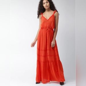 Beautiful maxi dress size medium new with tags